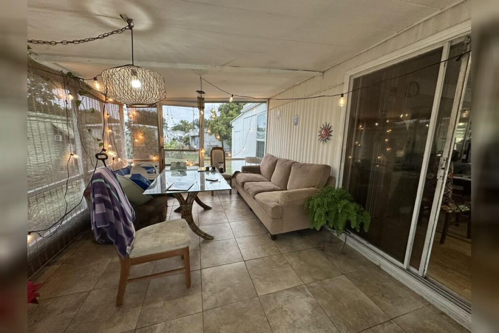 country-knolls-59900-02
