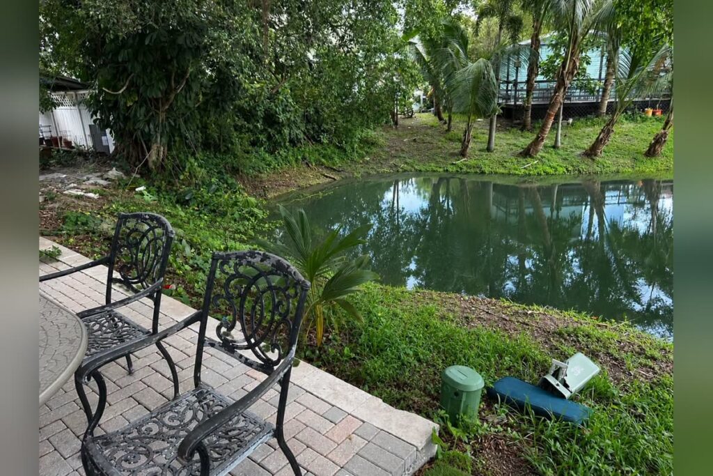 country-lakes-89900-10