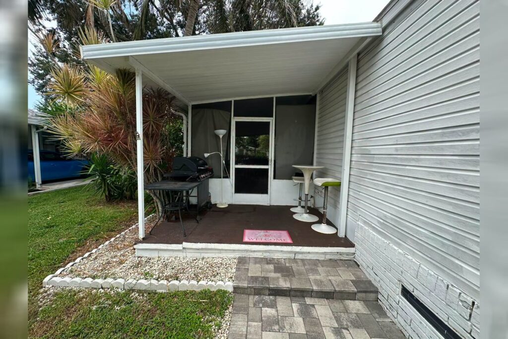 deerfield-lake-49900-01
