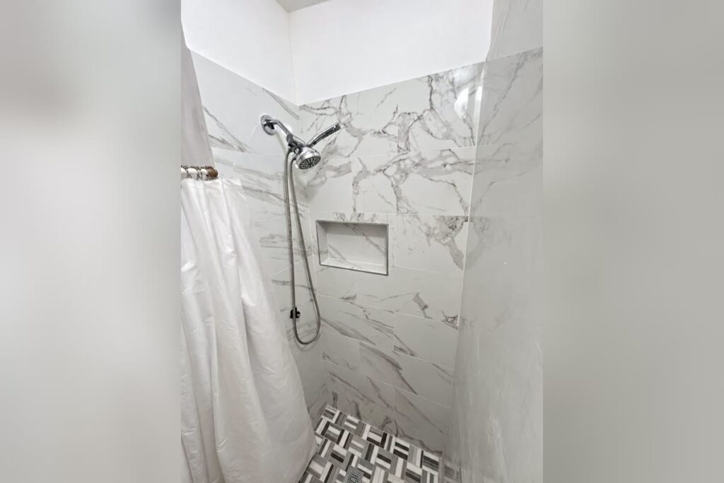 highland-pines-studio-44900-10